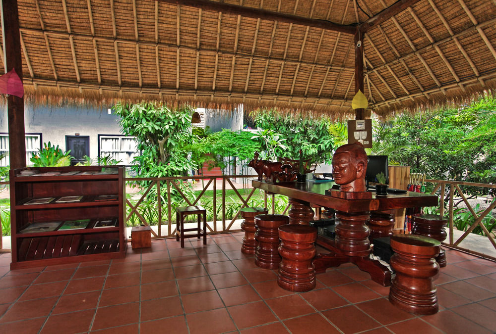 Reveal Angkor Hotel Ciudad de Siem Riep Exterior foto