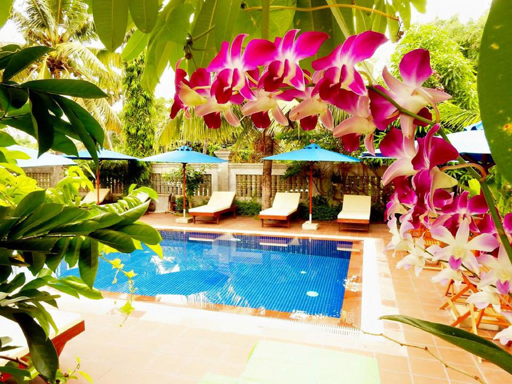 Reveal Angkor Hotel Ciudad de Siem Riep Exterior foto