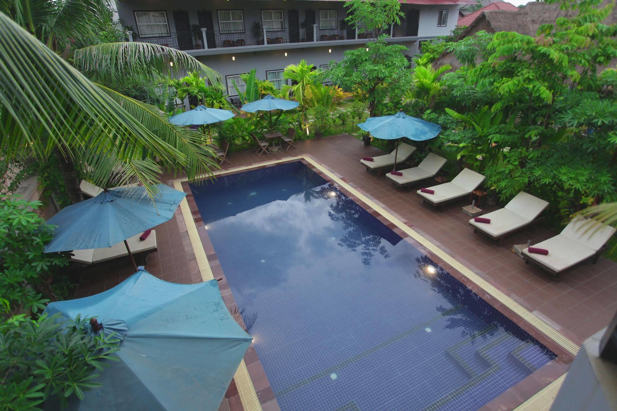 Reveal Angkor Hotel Ciudad de Siem Riep Exterior foto