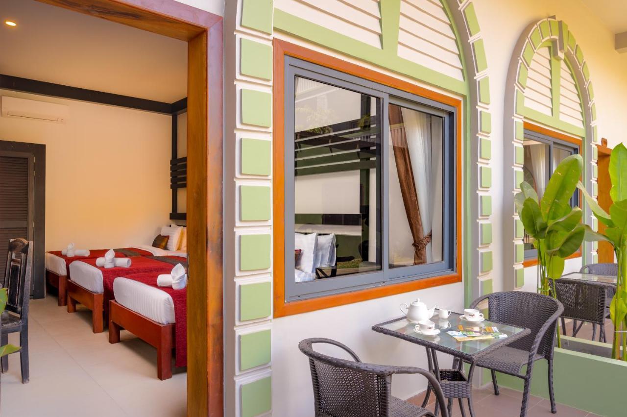 Reveal Angkor Hotel Ciudad de Siem Riep Exterior foto