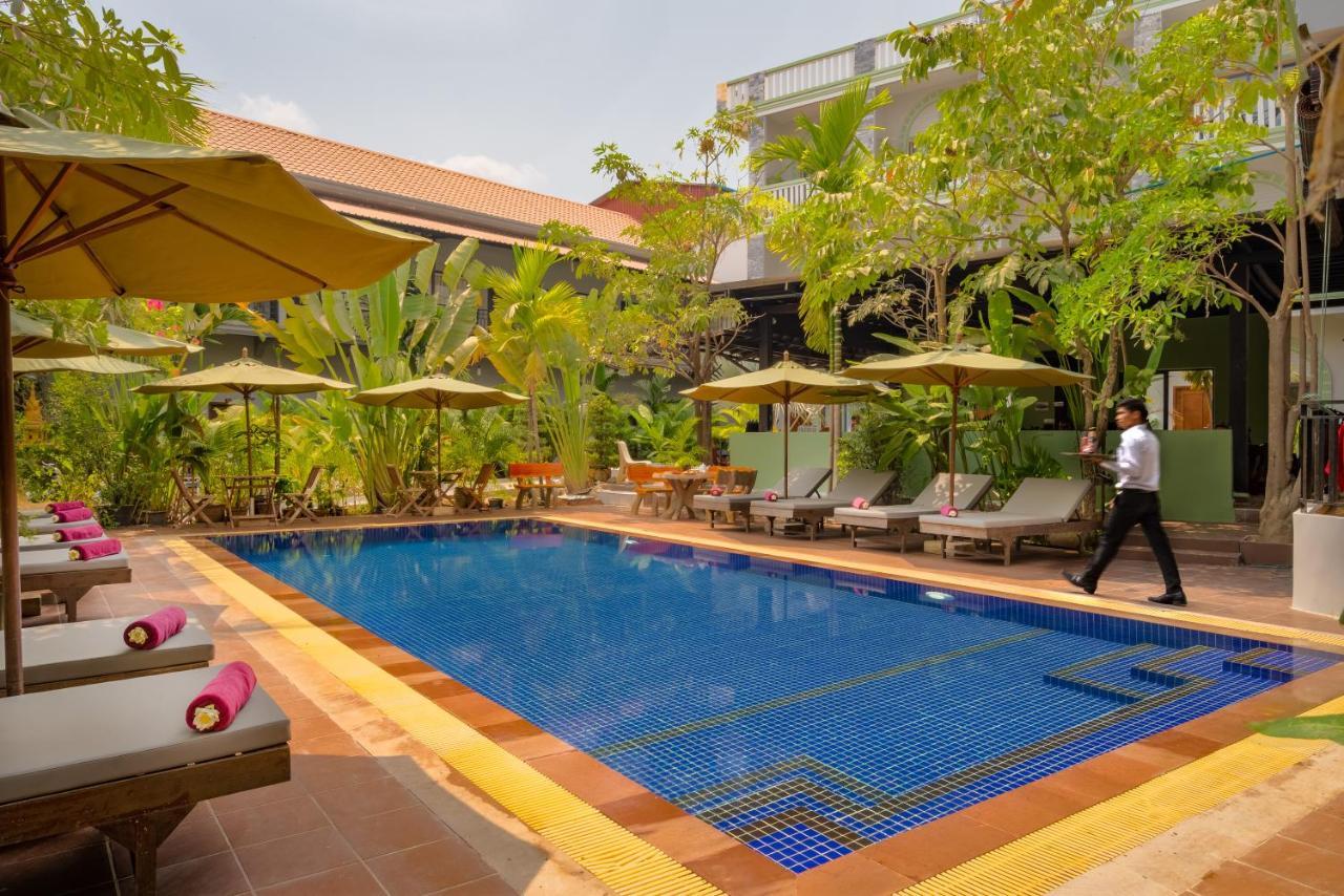 Reveal Angkor Hotel Ciudad de Siem Riep Exterior foto